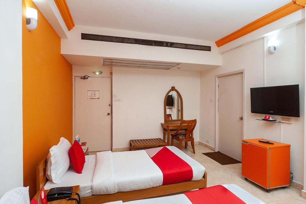 Hotel Manhattan شيناي المظهر الخارجي الصورة