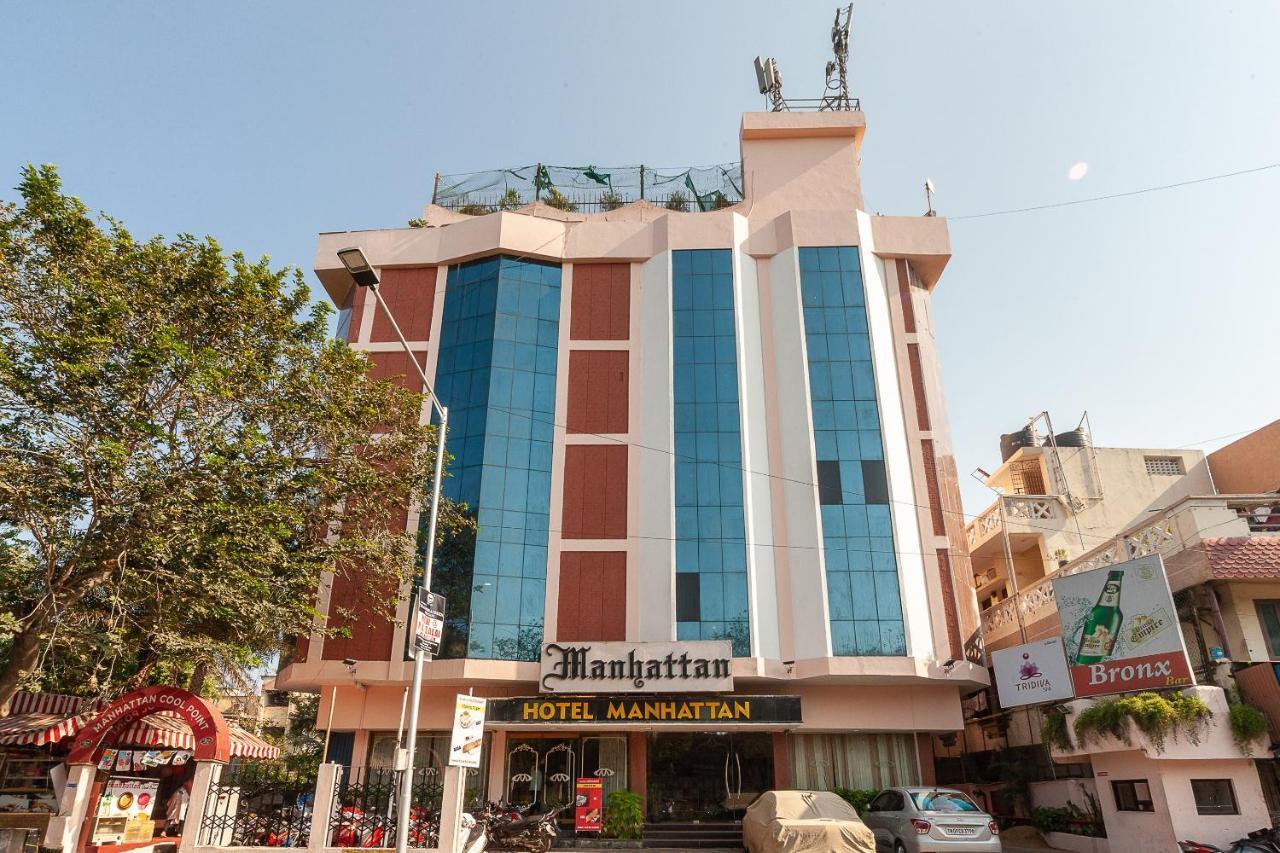 Hotel Manhattan شيناي المظهر الخارجي الصورة