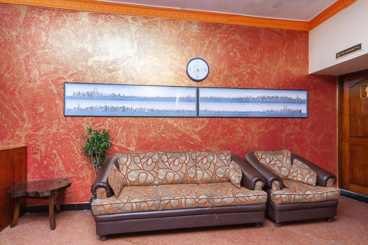 Hotel Manhattan شيناي المظهر الخارجي الصورة