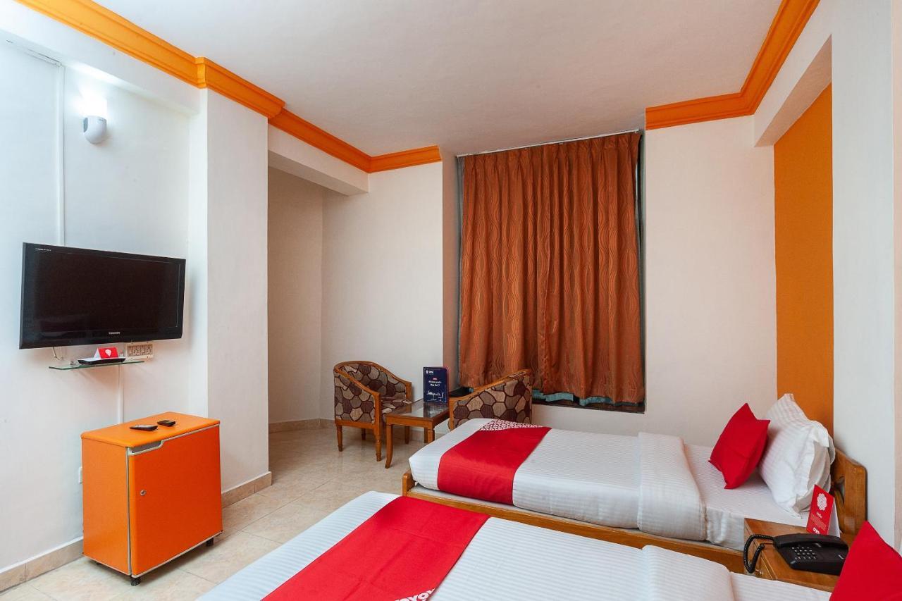 Hotel Manhattan شيناي المظهر الخارجي الصورة