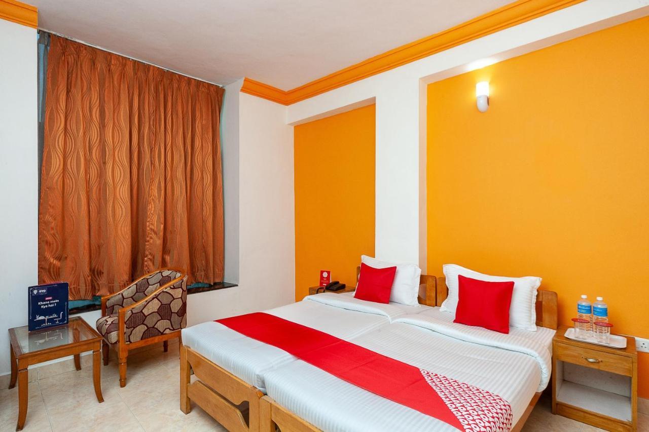 Hotel Manhattan شيناي المظهر الخارجي الصورة