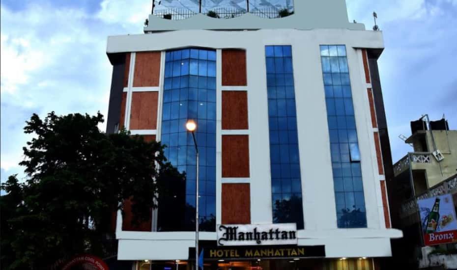 Hotel Manhattan شيناي المظهر الخارجي الصورة